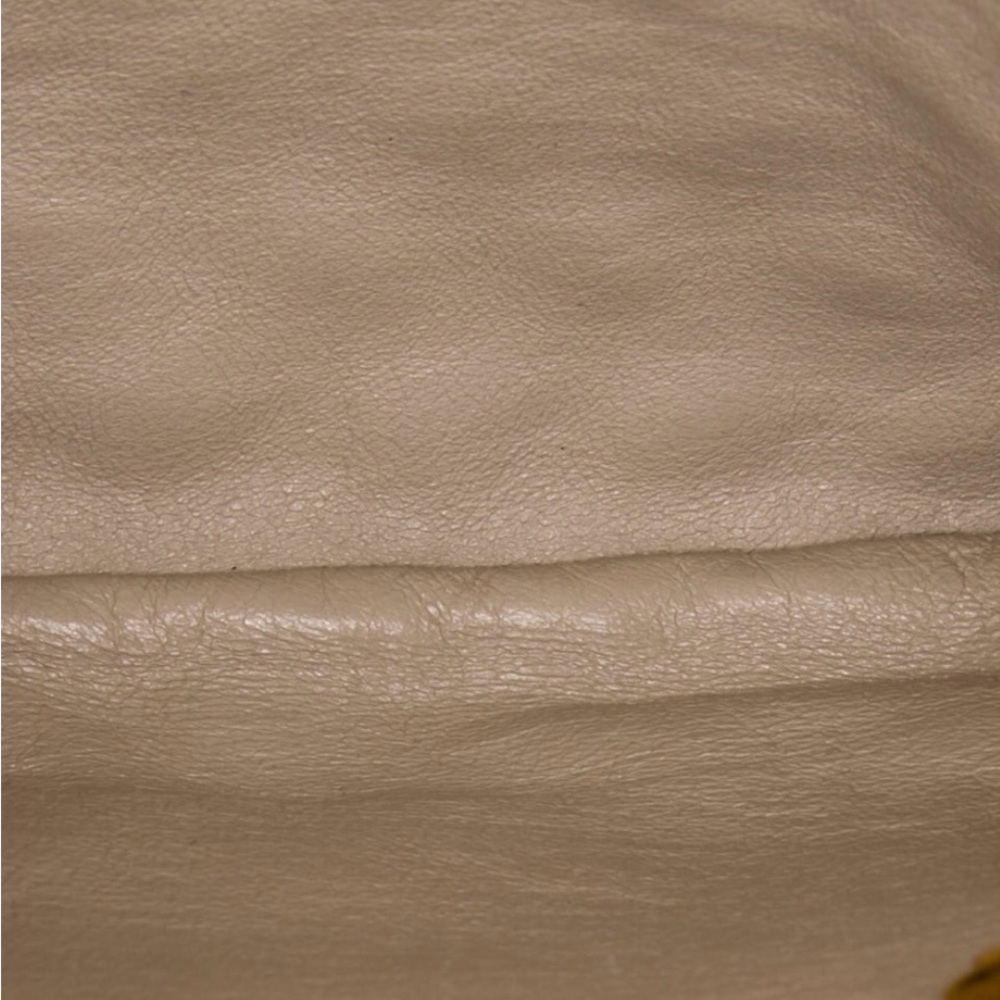 CHANEL Vintage Woven Cream Crossbody Bag - Unbranded - Picture 5 of 5